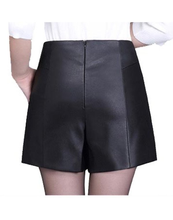 HugMe.fashion Sheep Leather Short For Women in Black SH6